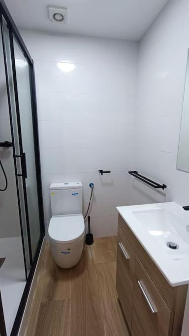 NUEVO Céntrico apartamento a 3 minutos del AVE Lleida Exterior foto