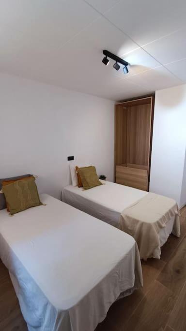 NUEVO Céntrico apartamento a 3 minutos del AVE Lleida Exterior foto
