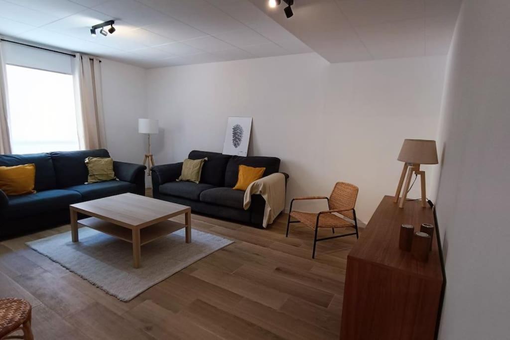 NUEVO Céntrico apartamento a 3 minutos del AVE Lleida Exterior foto