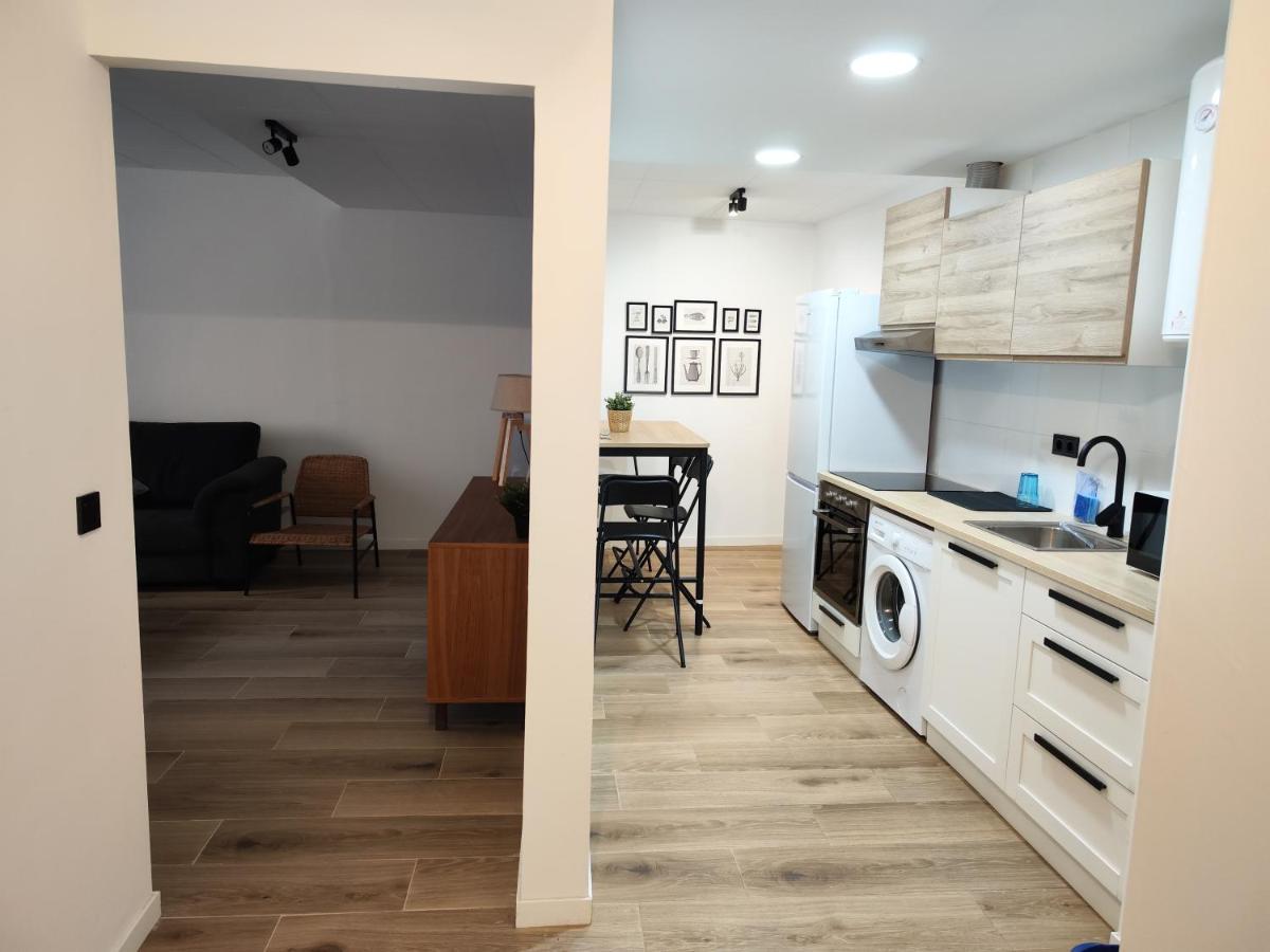 NUEVO Céntrico apartamento a 3 minutos del AVE Lleida Exterior foto